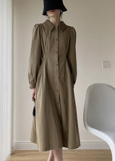 Vestido largo vaquero con patchwork color caqui y cuello Peter Pan con aberturas para otoño